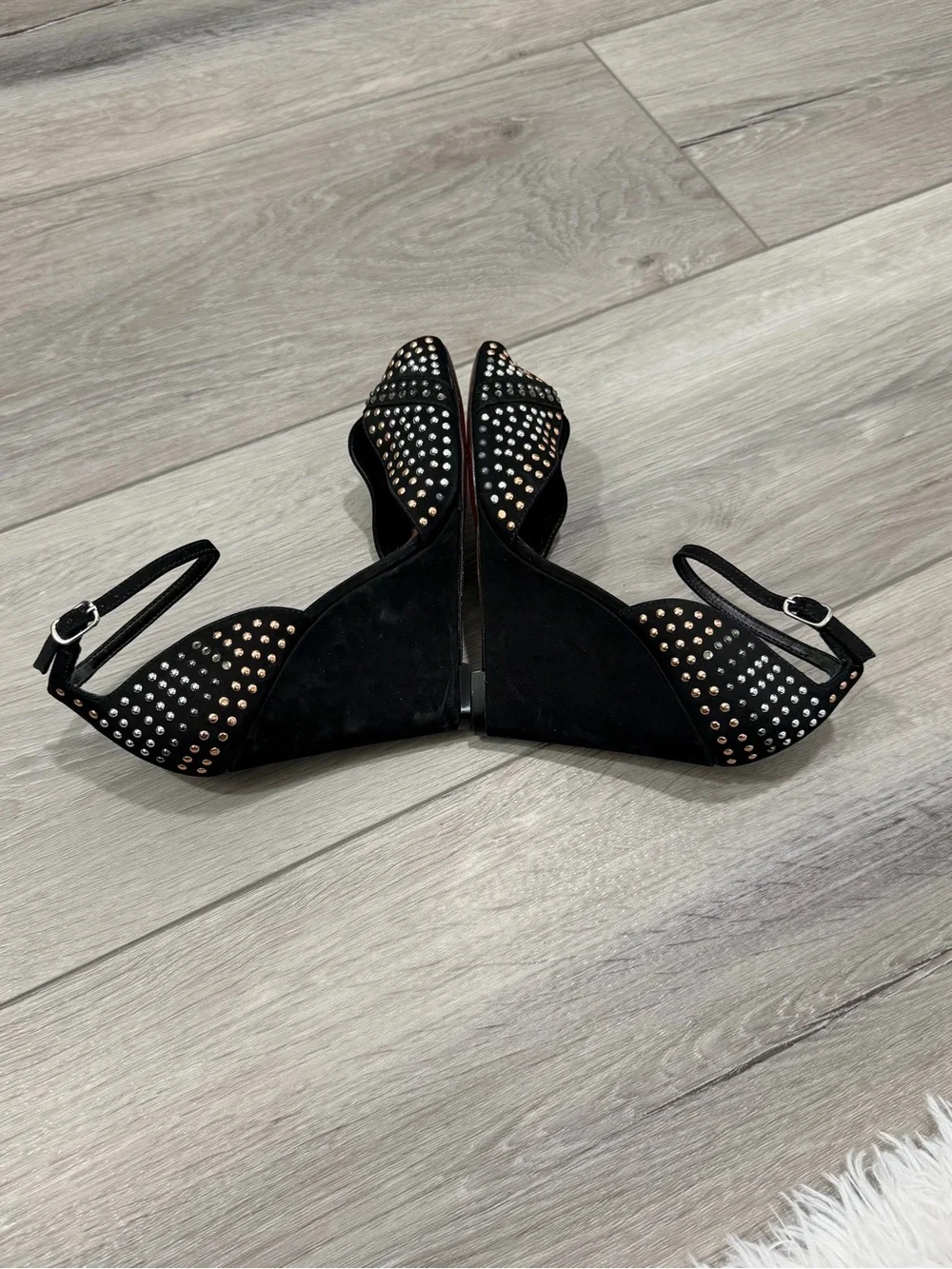 Women’s Schutz Black Suede Beaded Wedge Sandals Size 8 Retails: $215
